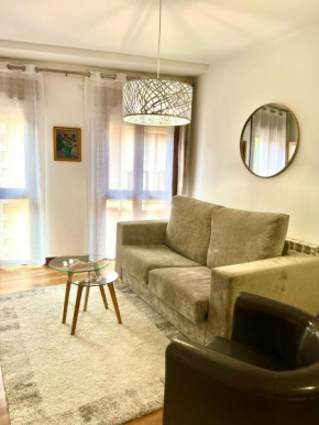 Apartamento Salón Moderno con plaza de garaje privada